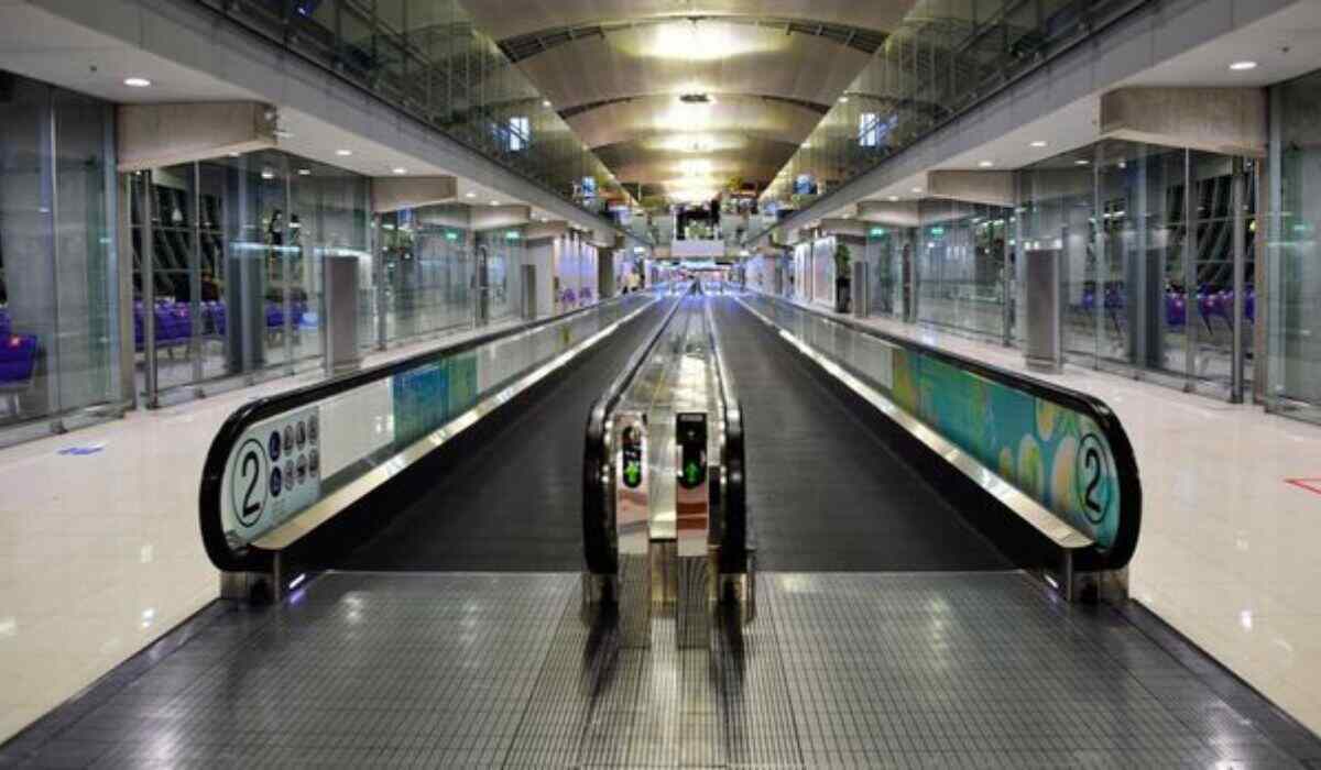 How Do Travelators Function?