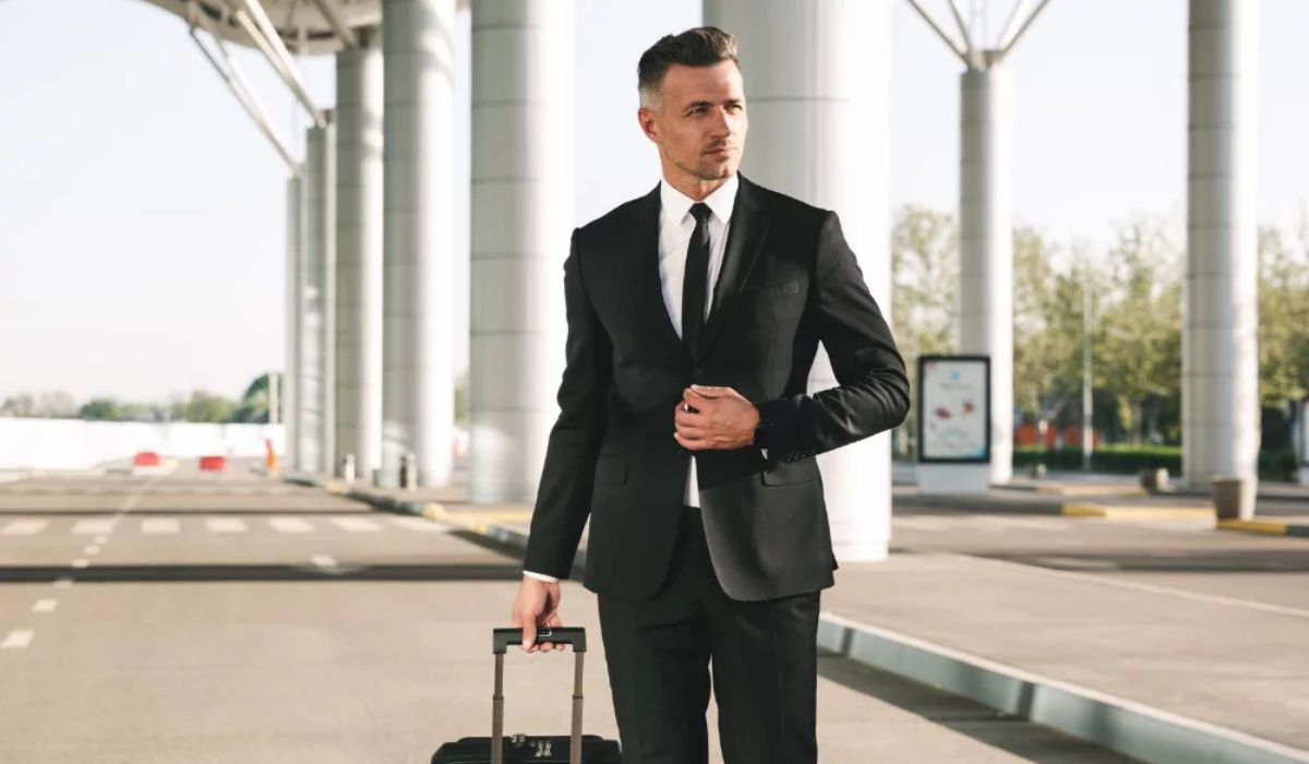 How To Travel With A Suit?