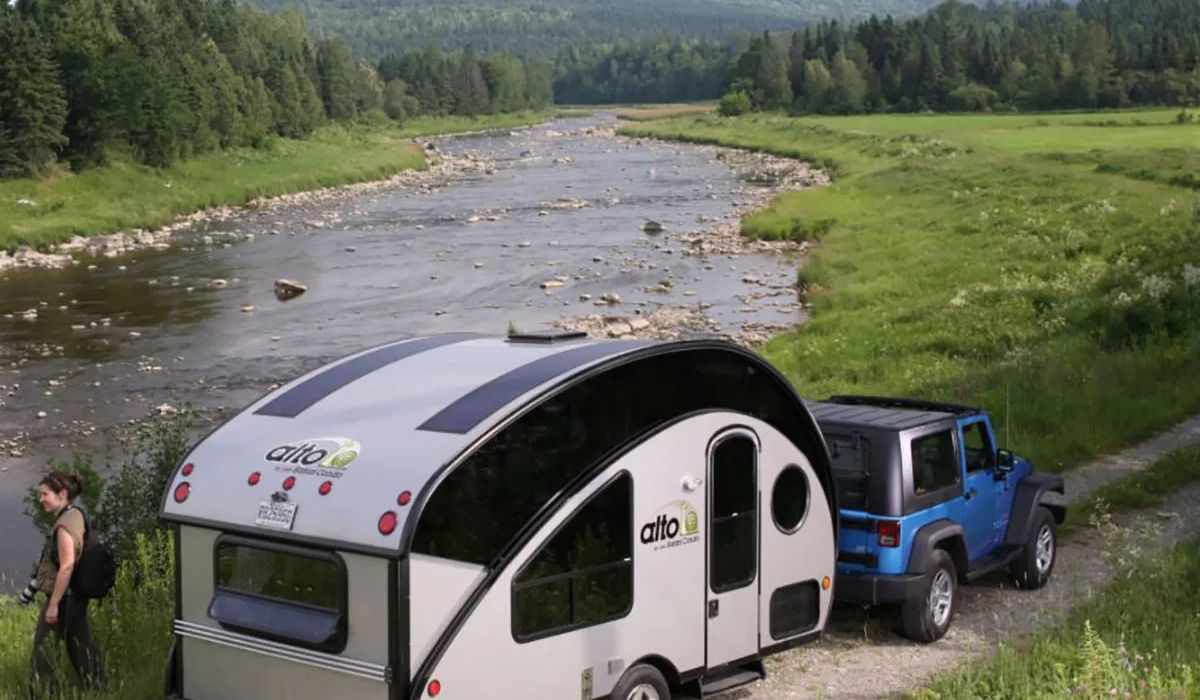 Jayco: Durability and Floorplan Innovation