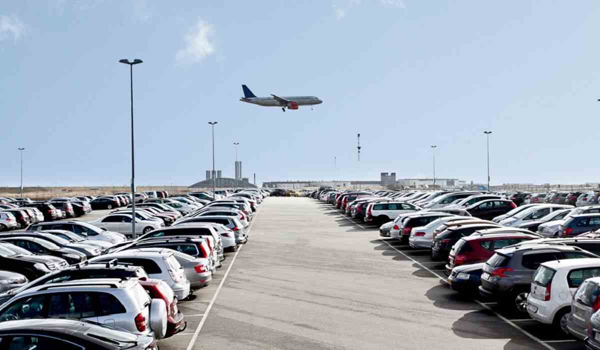 Is Parking At The Airport A Travel Expense?