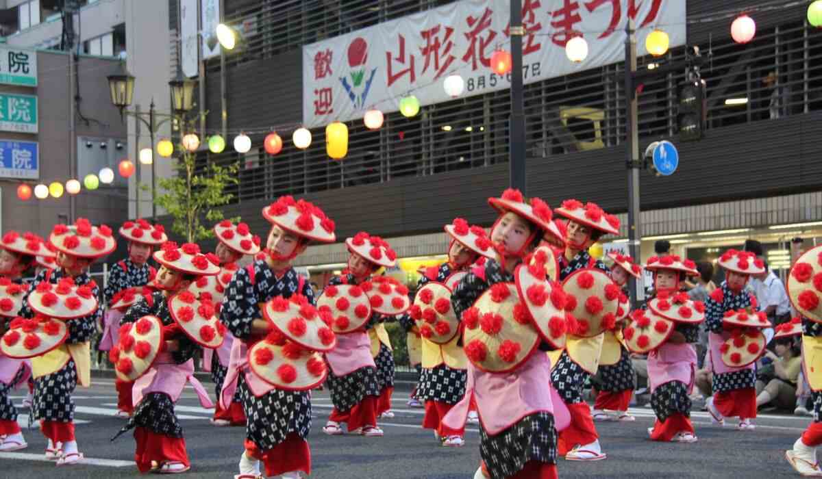 Major Japanese Festivals: High Tourism Peaks