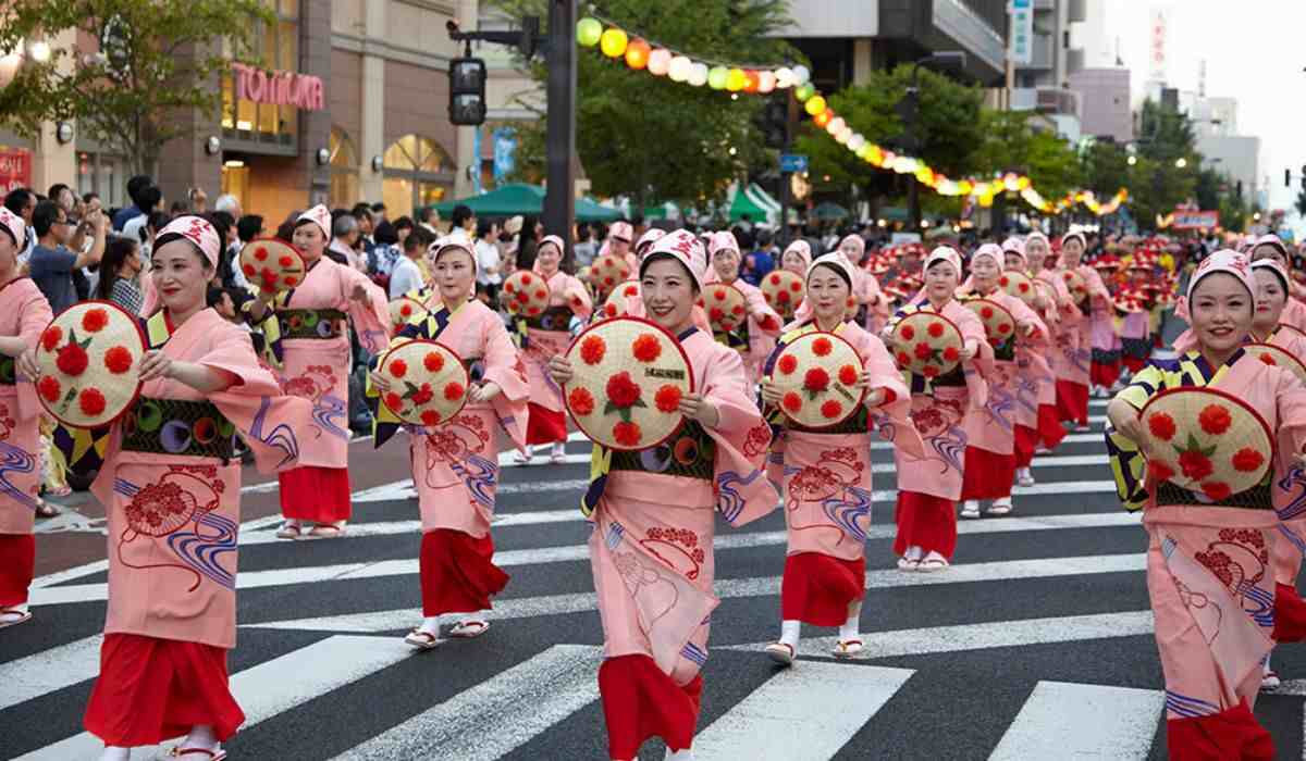 Understanding Japan's Unique Culture and Customs