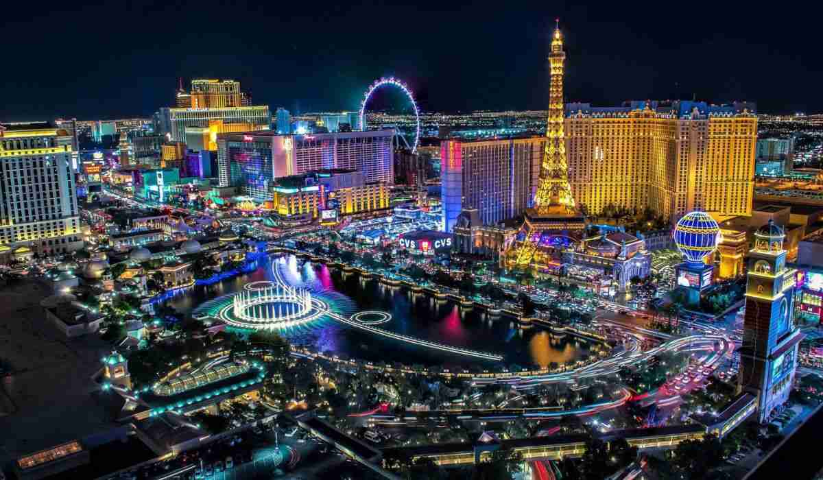 Visit Destinations Near Las Vegas